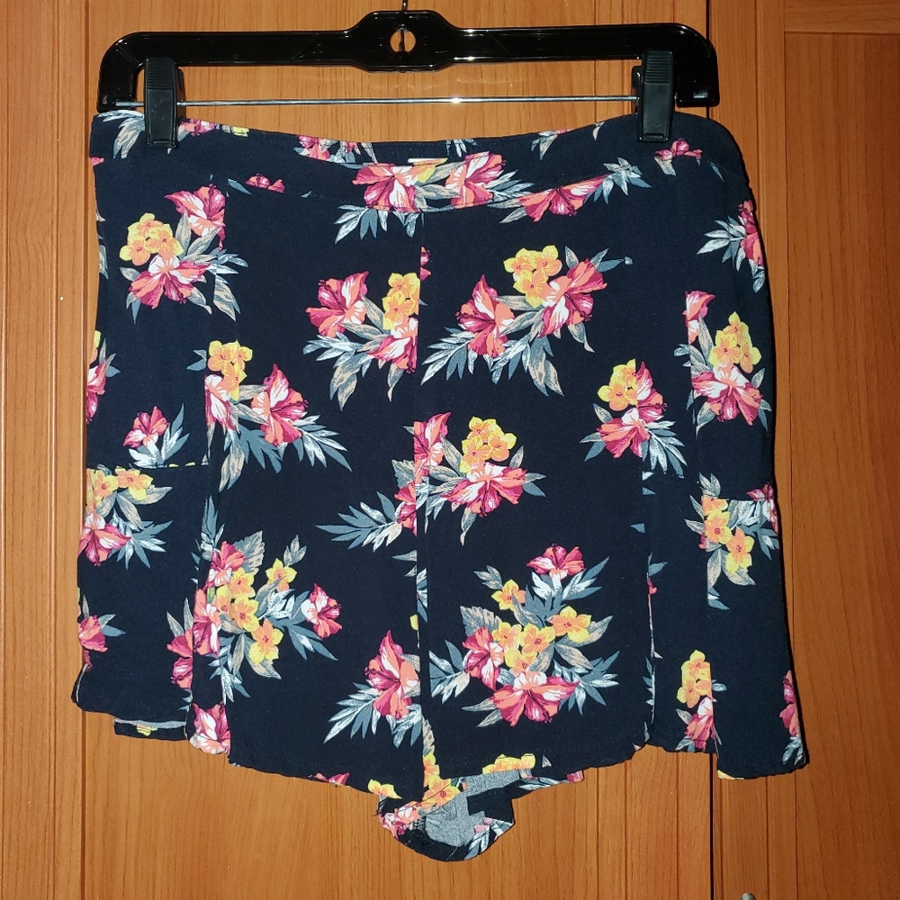 Hollister Black Floral Shorts